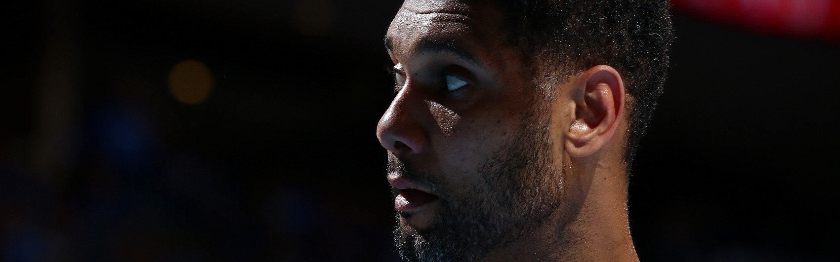 21+20+10+8?22年前的今天：邓肯总决赛G6砍准四双 率队夺冠