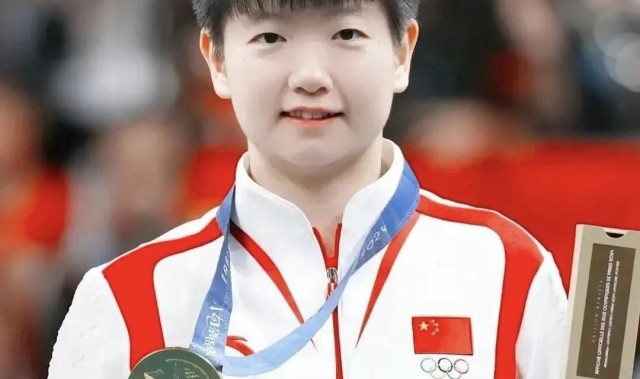 超级大乐透开奖-日本记者：孙颖莎在巴黎奥运领奖台上笑容满面 回训练场失声痛哭